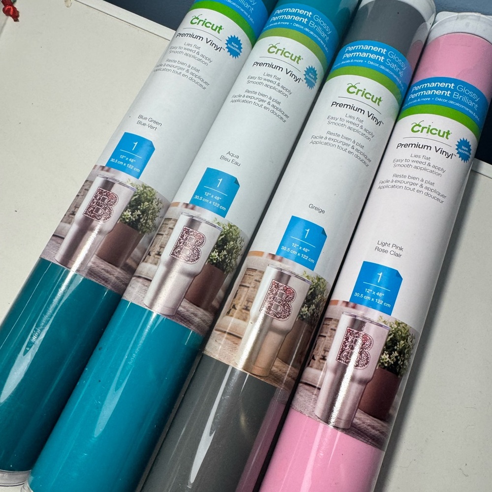 Cricut Premium Permanent Vinyl Bundle Lot (4 Rolls) Glossy Colors New Sealed - Picture 8 of 9